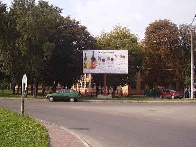 Щит 6x3,  Чорновола-Довженка
